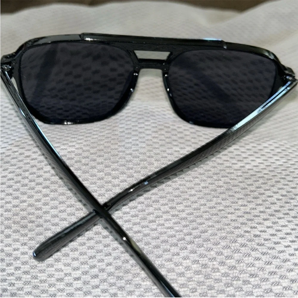 Stylish Black Sunglasses